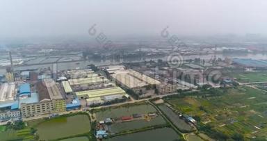 中国的Prom地带靠近河流。 中国工业区，中国工业区的生产设施